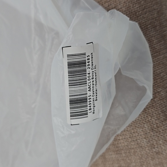 NWT QUINCE 100% Mongolian Cashmere Boxy Crewneck Sweater Oatmeal Size XL - Picture 17 of 17